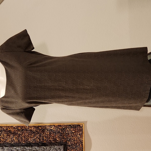 Elie Tahari Brown Print Fitted Zip Back Shift Dress Cap Sleeve SZ 6 - Picture 2 of 13